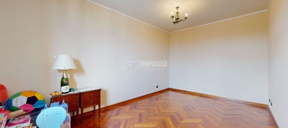 7 rooms House in Castellarano, Italy No. 70200 27