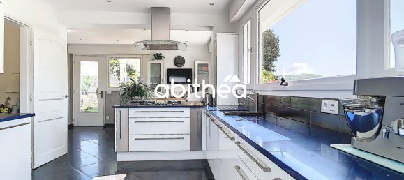 9 bedrooms House in Souchez, France No. 56995 3