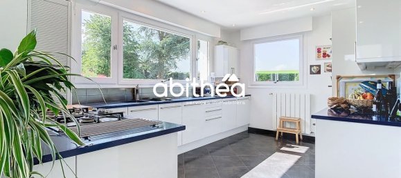 9 bedrooms House in Souchez, France No. 56995 5