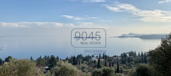 Villa de 4 dormitorios en Gardone Riviera, Italy No. 404325 4