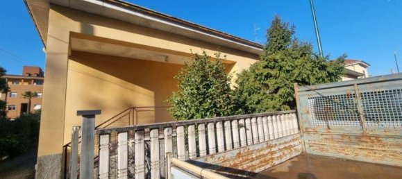 3 bedrooms Apartment in Paderno Dugnano, Italy No. 276213 2