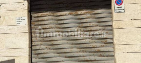 Entrepôt à Giovinazzo, Italy 25m² No. 329901 5