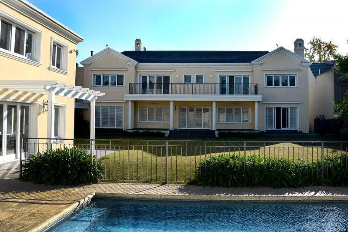 5 bedrooms House in Vicente Lopez, Argentina No. 55042