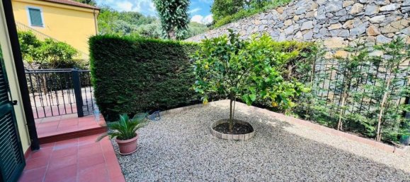 Apartamento de 3 habitaciónes en San Bartolomeo al Mare, Italy No. 25383 11