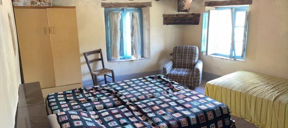 2 bedrooms House in Borgo a Mozzano, Italy No. 320502 6