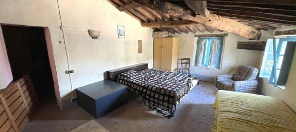 2 bedrooms House in Borgo a Mozzano, Italy No. 320502 10