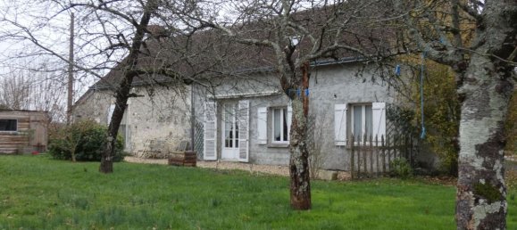 5 bedrooms House in Loches, France No. 228732 2