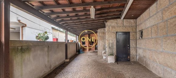 3 bedrooms House in Felgueiras, Portugal No. 41471 4