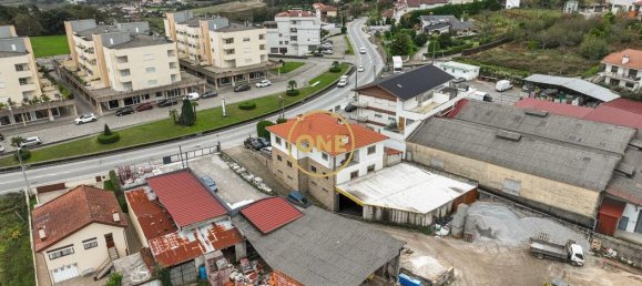 3 bedrooms House in Felgueiras, Portugal No. 41471 15