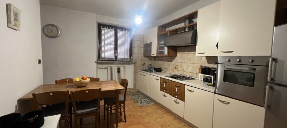 5 rooms House in Quattordio, Italy No. 15761 5