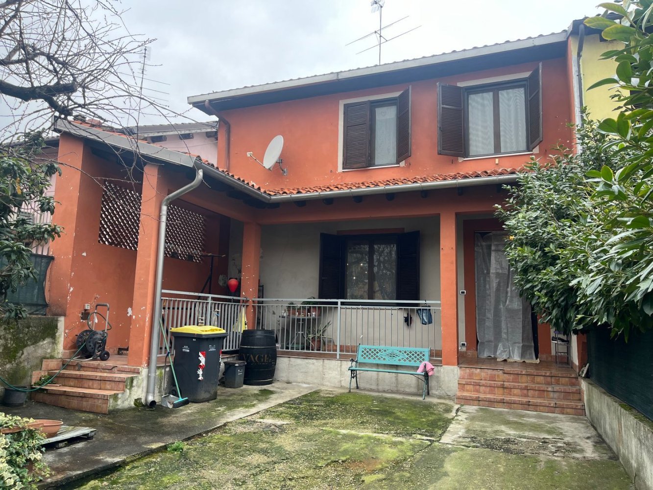 5 rooms House in Quattordio, Italy No. 15761