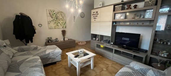 5 rooms House in Quattordio, Italy No. 15761 4