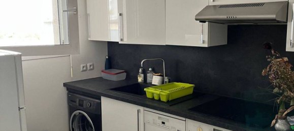 Apartamento de 2 habitaciónes en Courbevoie, France No. 329357 7