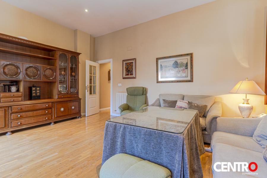 2 bedrooms Apartment in Granada, Spain No. 233074