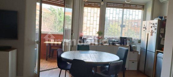 4 bedrooms Apartment in Rome, Italy No. 373905 2