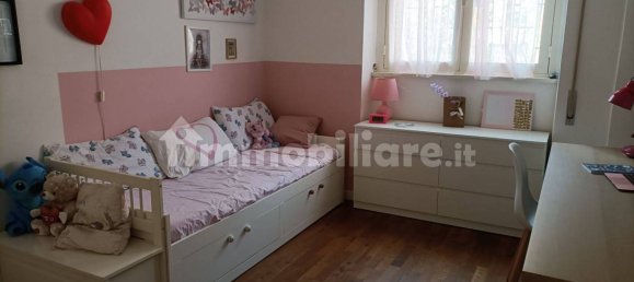 4 bedrooms Apartment in Rome, Italy No. 373905 17