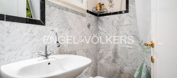 6 rooms Apartment in Florence, Italy No. 126835 31