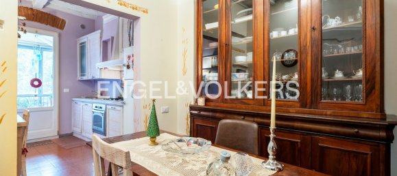 6 rooms Apartment in Florence, Italy No. 126835 14