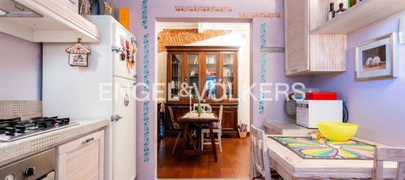 6 rooms Apartment in Florence, Italy No. 126835 10