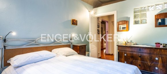 6 rooms Apartment in Florence, Italy No. 126835 28