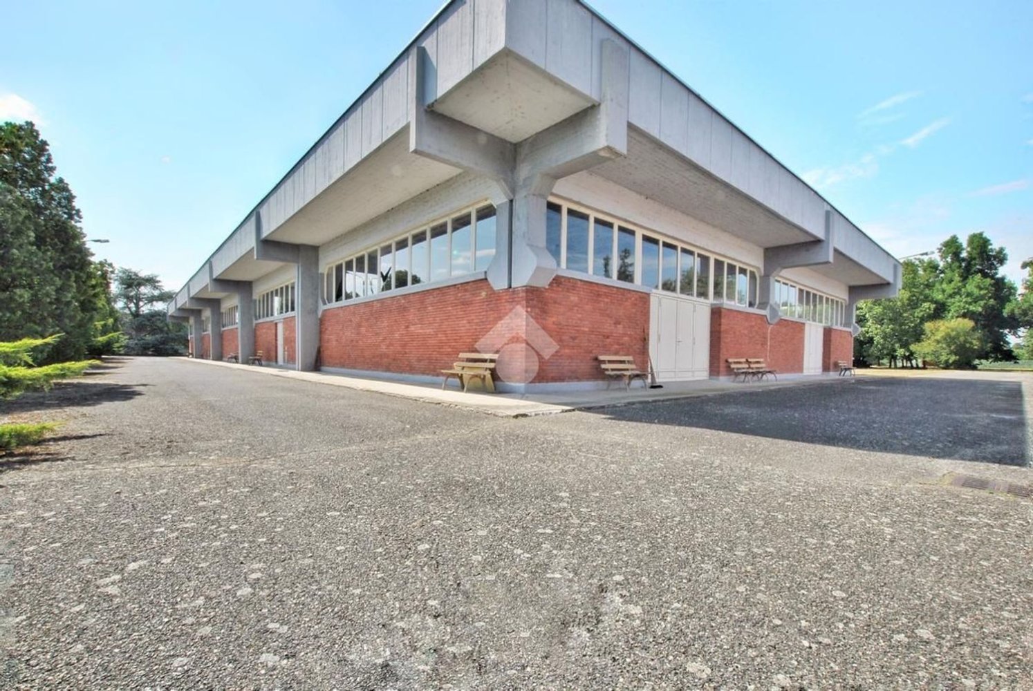  مستودع في Crescentino, Italy 12000متر مربع رقم 103800