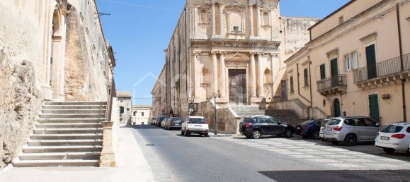 Casa de 2 dormitorios en Noto, Italy No. 365027 23