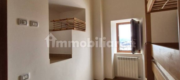 2 bedrooms House in Rocca di Cambio, Italy No. 61208 52