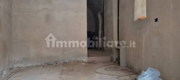 2 bedrooms House in Rocca di Cambio, Italy No. 61208 22