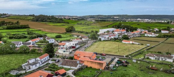 3 bedrooms House in Praia da Vitoria, Portugal No. 25871 4