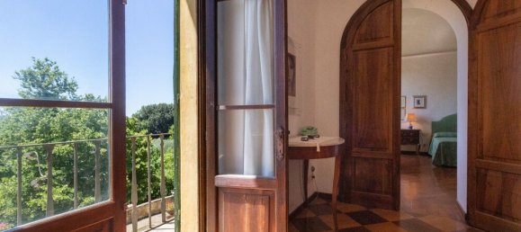 8 bedrooms Villa in Siena, Italy No. 137888 22