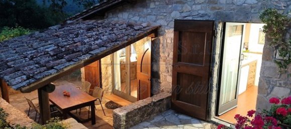 25 rooms Villa in Castellina in Chianti, Italy No. 189585 4