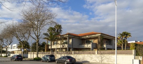 Дом с 6 спальнями в Эшпозенди, Португалия № 91192 27