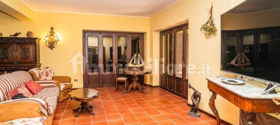 5 bedrooms Villa in Marsciano, Italy No. 353614 2