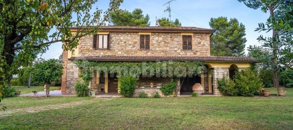 5 bedrooms Villa in Marsciano, Italy No. 353614 20