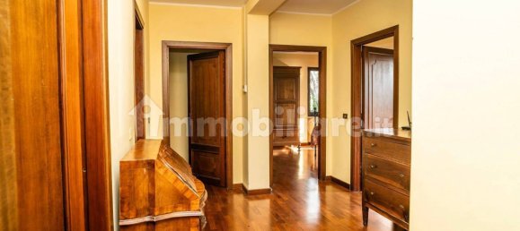 5 bedrooms Villa in Marsciano, Italy No. 353614 17