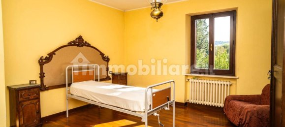 5 bedrooms Villa in Marsciano, Italy No. 353614 14