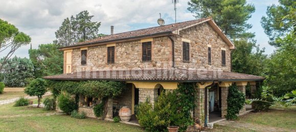 5 bedrooms Villa in Marsciano, Italy No. 353614 24