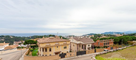 3 bedrooms Villa in Lloret de Mar, Spain No. 10761 18