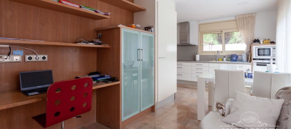 3 bedrooms Villa in Lloret de Mar, Spain No. 10761 7