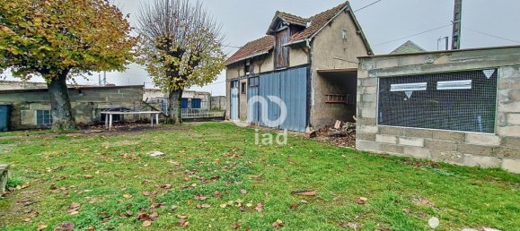 5 rooms House in Mehun-sur-Yevre, France No. 44650 3