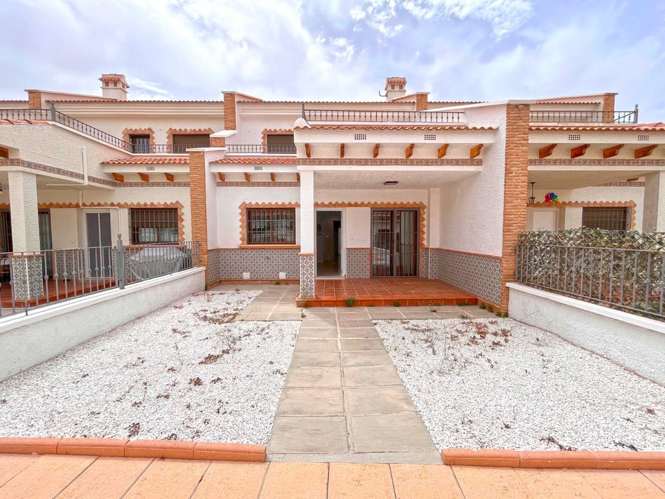 3 Schlafzimmer Stadthaus in San Miguel de Salinas, Spain, Nr. 222447