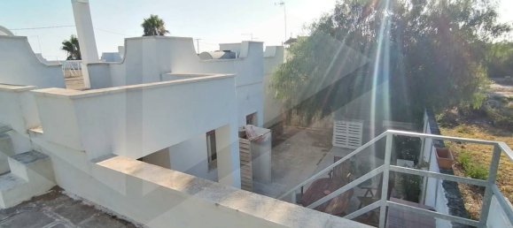 Villa de 5 habitaciónes en Manduria, Italy No. 28008 36