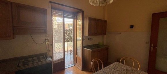 2 Schlafzimmer Wohnung in Rome, Italy, Nr. 338035 6