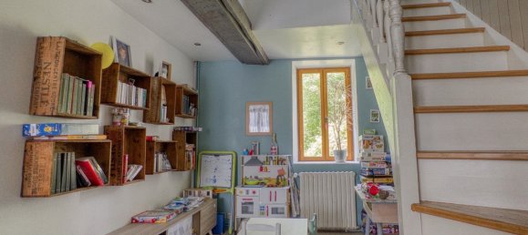 3 bedrooms Townhouse in Pierrefonds, France No. 271231 9