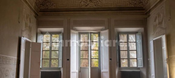 30 bedrooms Villa in Pisa, Italy No. 258872 3