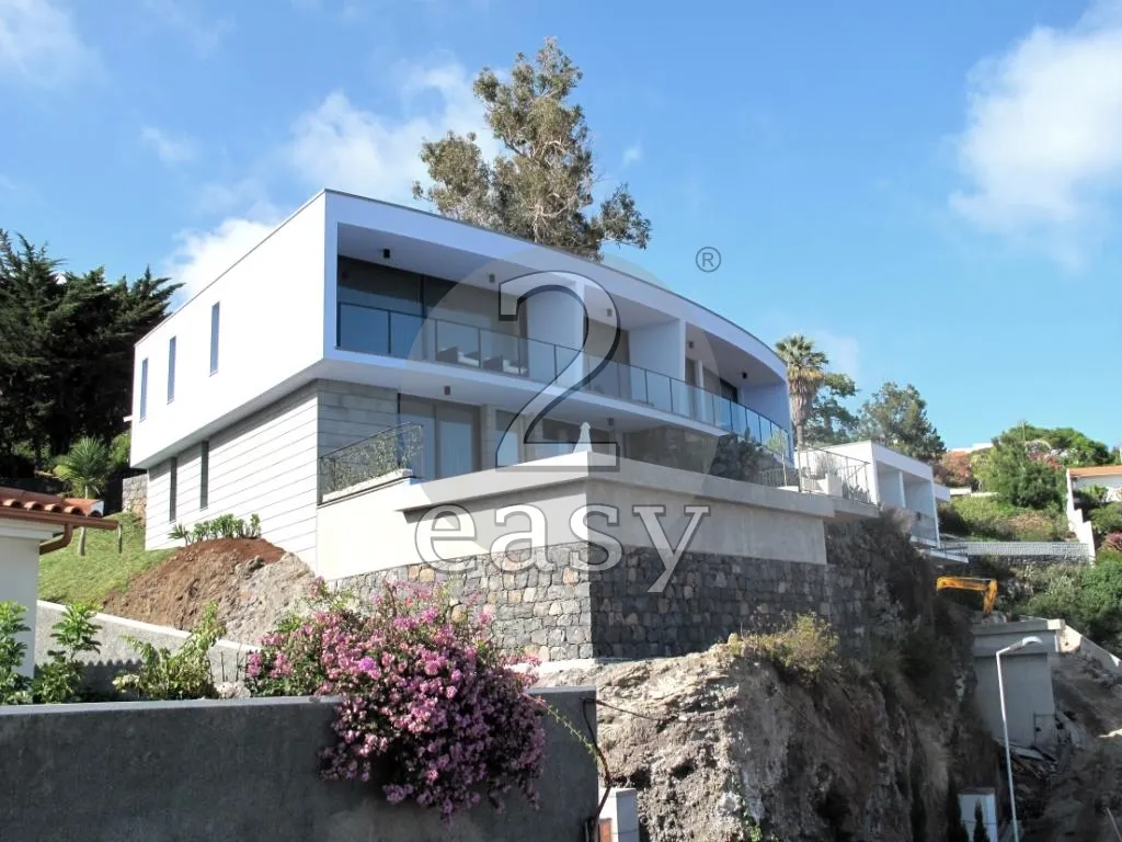 3 غرف نوم منزل في Canico, Portugal رقم 142009