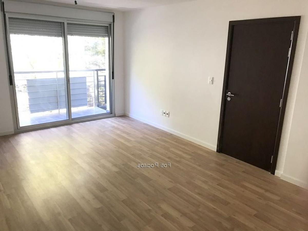 2 bedrooms Apartment in Montevideo, Uruguay No. 5847