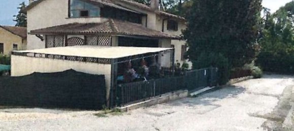 6 غرف نوم شقة في Castel Ritaldi, Italy رقم 327892 6