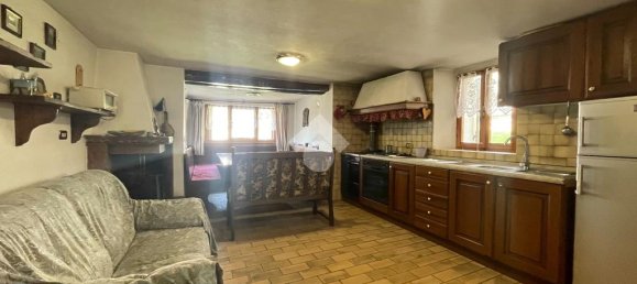 3 bedrooms House in Gosaldo, Italy No. 322191 2