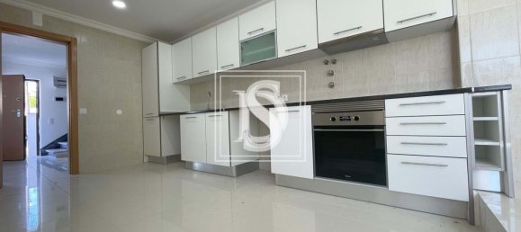 3 chambres Maison à Cascais, Portugal No. 26081 7